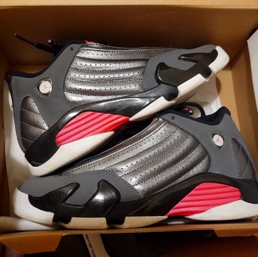 Air Jordan 14 GS Grey/Hyper Pink